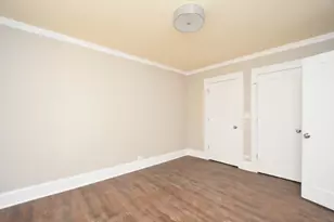 817 W Lakeside Pl, Chicago, IL 60640 - Photo 11