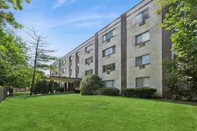 1415 W Pratt Boulevard #303, Chicago, IL 60626 - Photo 1