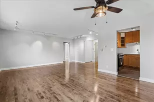 1415 W Pratt Blvd, Chicago, IL 60626 - Photo 3