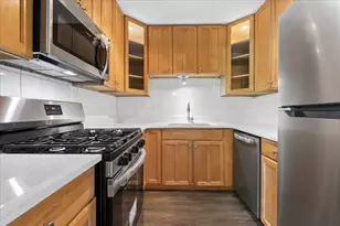 1415 W Pratt Blvd, Chicago, IL 60626 - Photo 5