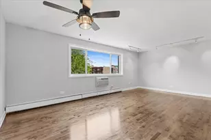 1415 W Pratt Blvd, Chicago, IL 60626 - Photo 9