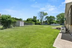 3N445 Jill Ct, Elmhurst, IL 60126 - Photo 33