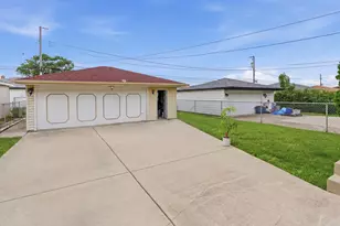 558 Manistee Ave, Calumet City, IL 60409 - Photo 19