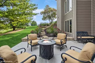 10 Bordeaux Ct, Oakwood Hills, IL 60013 - Photo 41