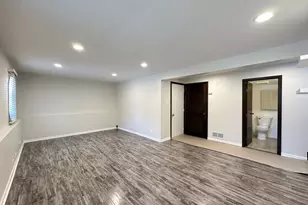 5817 Allemong Dr, Matteson, IL 60443 - Photo 11
