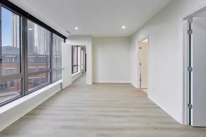 400 N Clinton Street #401, Chicago, IL 60654 - Photo 21