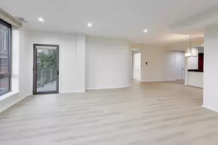 400 N Clinton St, Chicago, IL 60654 - Photo 15
