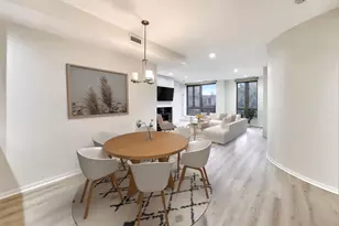 400 N Clinton St, Chicago, IL 60654 - Photo 9