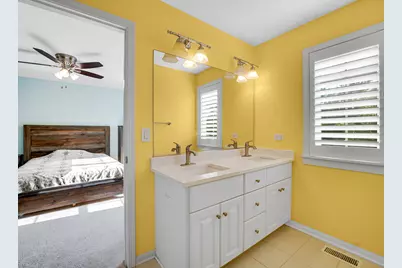 6430 Clarendon Hills Road, Willowbrook, IL 60527 - Photo 23