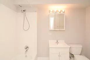 5736 N Winthrop Ave, Chicago, IL 60660 - Photo 19