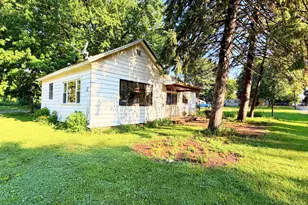 1402 N Sterling St, Streator, IL 61364 - Photo 5