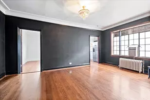 7348 N Ridge Blvd, Chicago, IL 60645 - Photo 13
