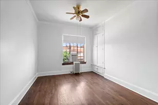 7348 N Ridge Blvd, Chicago, IL 60645 - Photo 19