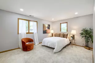 1325 E Lake Ave, Glenview, IL 60025 - Photo 37