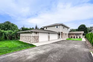 1325 E Lake Ave, Glenview, IL 60025 - Photo 5