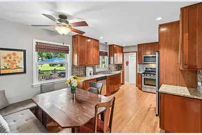 1032 62nd Place, Downers Grove, IL 60516 - Photo 5
