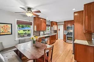 1032 62nd Pl, Downers Grove, IL 60516 - Photo 5