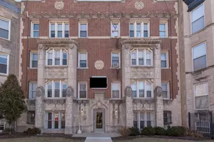 4735 N Beacon St, Chicago, IL 60640 - Photo 1