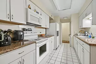 1671 Mission Hills Rd, Northbrook, IL 60062 - Photo 5