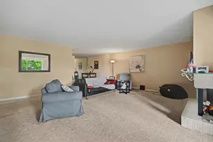 1671 Mission Hills Rd, Northbrook, IL 60062 - Photo 3