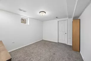 5310 S Mason Ave, Chicago, IL 60638 - Photo 19