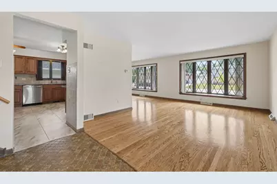 67 Rosewood Lane, Chicago Heights, IL 60411 - Photo 3
