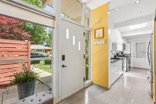 4317 Greenwood St, Skokie, IL 60076 - Photo 5