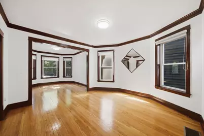 2324 N Central Park Avenue, Chicago, IL 60647 - Photo 13