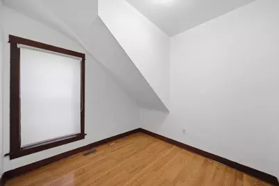 2324 N Central Park Avenue, Chicago, IL 60647 - Photo 7