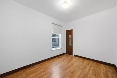 2324 N Central Park Avenue, Chicago, IL 60647 - Photo 9