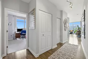 100 E 14th St, Chicago, IL 60605 - Photo 7