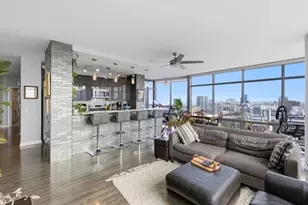 100 E 14th St, Chicago, IL 60605 - Photo 13