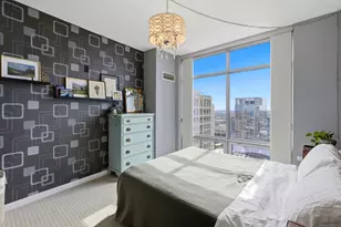 100 E 14th St, Chicago, IL 60605 - Photo 25