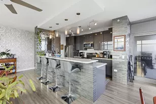 100 E 14th St, Chicago, IL 60605 - Photo 15