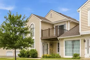434 Le Parc Cir, Buffalo Grove, IL 60089 - Photo 1