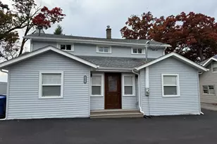 33670 N Lake Shore Dr, Grayslake, IL 60030 - Photo 1