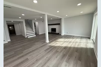 33670 N Lake Shore Drive, Grayslake, IL 60030 - Photo 5