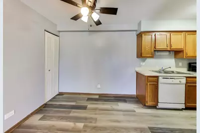 10428 Ridgeland Avenue #6, Chicago Ridge, IL 60415 - Photo 9