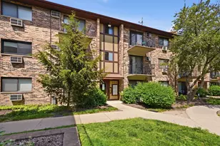 332 Klein Creek Ct, Carol Stream, IL 60188 - Photo 9