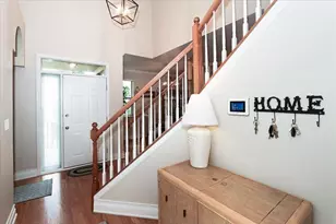 768 St Johns Pl, Addison, IL 60101 - Photo 3