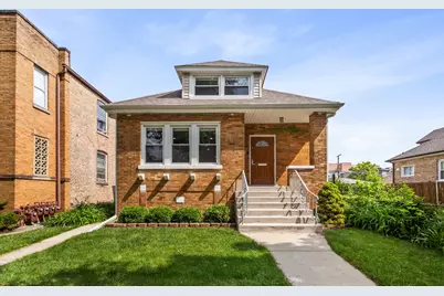 5654 W Cornelia Avenue, Chicago, IL 60634 - Photo 1
