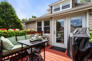 5654 W Cornelia Ave, Chicago, IL 60634 - Photo 3