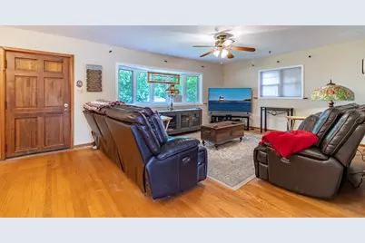 18024 Highland Avenue, Homewood, IL 60430 - Photo 7