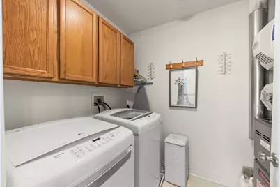 32102 Millard Circle #2, Warrenville, IL 60555 - Photo 21