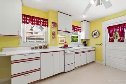 202 N 5th Street, Saint Charles, IL 60174 - Photo 15