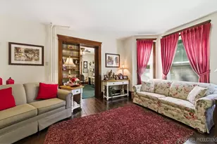 202 N 5th St, Saint Charles, IL 60174 - Photo 9