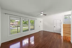 219 Kedvale Ct, Bolingbrook, IL 60440 - Photo 5