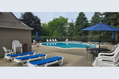 1912 Victoria Road, Mundelein, IL 60060 - Photo 59