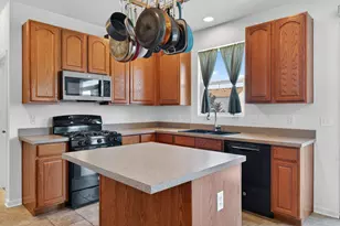 1541 Bristol Dr, Hampshire, IL 60140 - Photo 9