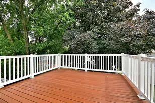 6424 Sinclair Ave, Berwyn, IL 60402 - Photo 9
